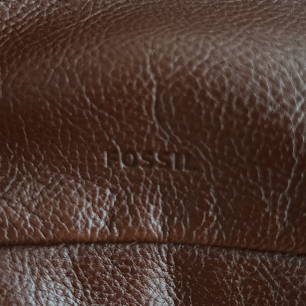 (Fossil) Package - image 3